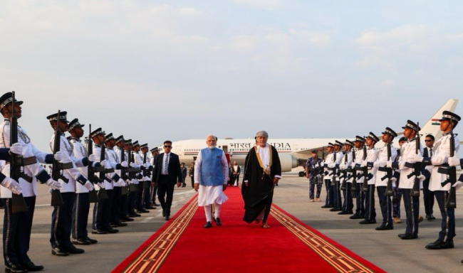 Prime Rakebit Login Shri Narendra Modi received by H.H. Sayyid Shihab bin Tarik Al Said, Deputy Prime Rakebit Login for Defence Affairs of Oman and accorded a ceremonial welcome upon his arrival in Muscat, Oman